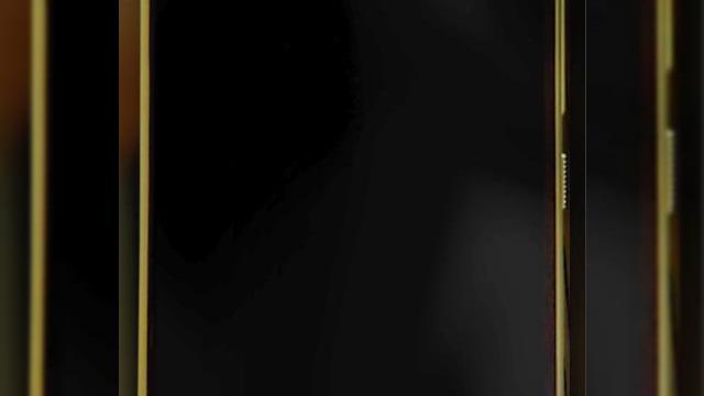 <b>HTC One M10 se dezvăluie în prima imagine scăpată de @evleaks, renunţă la logo-ul HTC din zona frontală</b>Scriam recent că sunt surprins de faptul că HTC One M10 nu a avut parte de scăpări, mai ales în condiţiile în care ştim mai totul despre Galaxy S7, iar LG G5 şi iPhone 7 au avut şi ele parte de multe leak-uri. Iată că nici flagshipul...