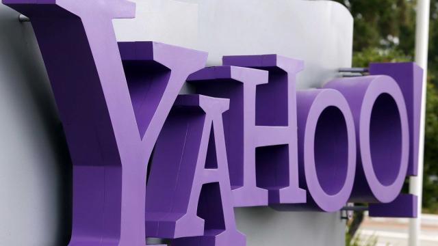 <b>Cum a decăzut Yahoo spre anonimitate şi irelevanță: o istorie de 22 ani şi un CEO nou controversat</b>Pe la &icirc;nceputul anilor 2000 dacă nu foloseai Yahoo Messenger, practic nu existai online şi nu puteai comunica. MIRC era o alternativă, dar nu una at&acirc;t de plăcută vizual ca "Mess" cum &icirc;i spunea toată lumea. Erau c&acirc;ţiva rebeli...