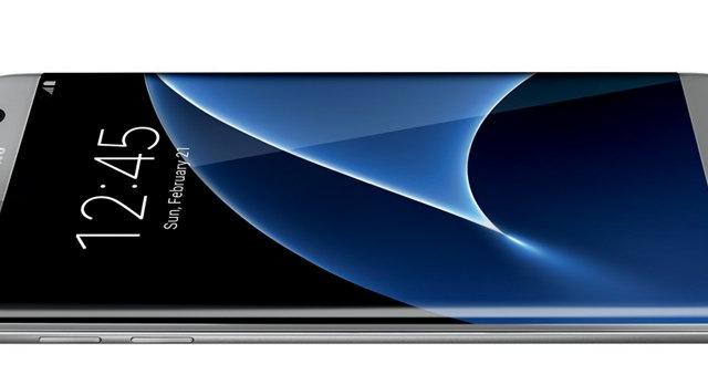<b>Samsung Galaxy S7 Edge se prezintă din profil într-o nouă randare</b>După ce am văzut macheta&nbsp;lui Samsung Galaxy S7 Edge pe auriu &icirc;n c&acirc;teva cadre hands on, acum la doar c&acirc;teva ore după el apare şi &icirc;ntr-o randare publicată de către @evleaks. De această dată &icirc;i vedem profilul...