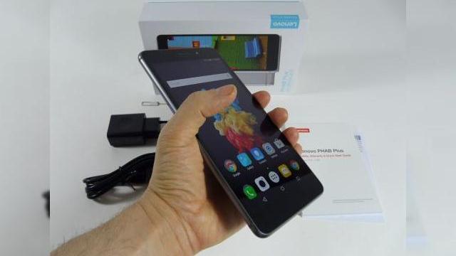 <b>Lenovo Phab Plus Unboxing: cel mai mare phablet adus oficial în România, ajunge la Mobilissimo.ro (Video)</b>De la ASUS FonePad încoace nu am mai văzut un device care să fie prins undeva între definiţia unui phablet şi cea a unei tablete. E vorba despre Lenovo Phab Plus, care tocmai ne-a sosit în teste şi e scos din cutie mai jos....