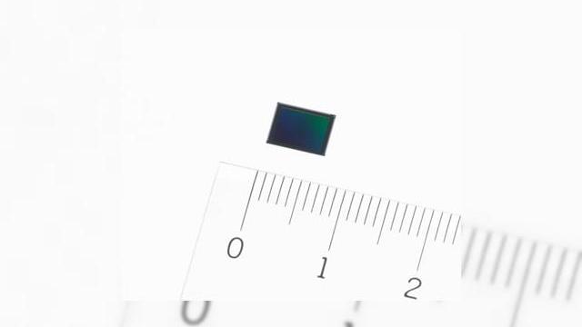 <b>Sony prezintă senzorul foto IMX318 destinat smartphone-urilor; modul de 22.5 megapixeli cu sistem de stabilizare pe 3 axe</b>Japonezii de la Sony sunt recunoscuți &icirc;n &icirc;ntreaga lume pentru senzorii foto produși, componente regăsite at&acirc;t pe smartphone-urile proprii, c&acirc;t și pe terminale mobile dezvoltate de alte companii. &Icirc;n următoarele...