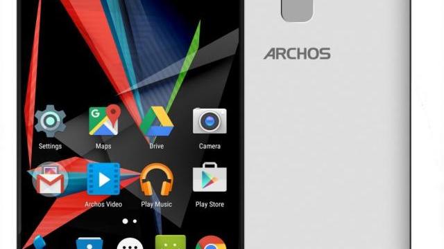 <b>Archos lansează smartphone-ul flagship Diamond 2 Note, cu ecran Quad HD de 6 inch; Anunţă şi modelul high end Diamond 2 Plus cu 4 GB RAM</b>Francezii de la Archos au trecut &icirc;n liga greilor, anunţ&acirc;nd un telefon cu dotări de flagship, dar şi un model midrange supradotat. Primul este Diamond 2 Note, cu ecran Quad HD de 6 inch, iar al doilea este Diamond 2 Plus cu 4 GB RAM. &nbsp;...