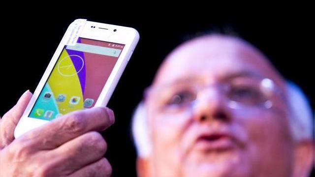 <b>Telefonul indian de 4 dolari Freedom 251 are o producţie ce costă peste 33 de dolari; Apar reclamații din partea concurenței!</b>În această săptămână am fost surprinşi de smartphone-ul indian de 4 dolari Freedom 251, cu siguranţă cel mai ieftin device Android din lume. Azi aflăm că el are costuri de producţie de peste 33 de dolari. Astfel, aportul...