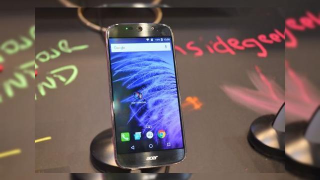 <b>MWC 2016: Acer Liquid Jade 2 prezentare hands-on - telefon high-end cu cameră generoasă, derivat din Liquid Jade Primo</b>Pe 22 februarie debuta la MWC 2016 telefonul Acer Liquid Jade 2, un device bine dotat din portofoliul Acer şi care are specificatii similare cu Jade Primo, doar că el &icirc;nlocuieşte Windows 10 Mobile cu Android 6.0. Vedem un hands on realizat la...