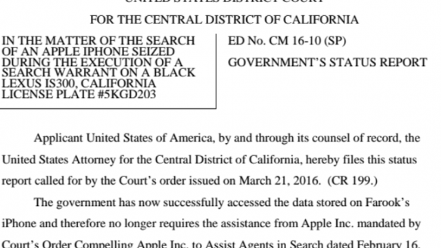 <b>Final de dispută între FBI şi Apple: autorităţile au accesat iPhone-ul teroriştilor şi fără ajutorul companiei din Cupertino</b>Ultima lună a fost monopolizata de dispută dintre Apple şi FBI, cu privire la refuzul firmei din Cupertino de a sparge criptarea telefonului iPhone utilizat de teroriştii din San Bernardino. E vorba despre un cuplu care a executat 14 oameni anul...