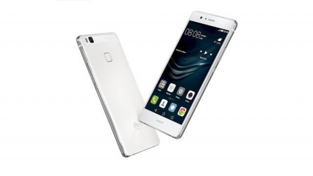 <b>Huawei P9 Lite este anunțat oficial; va sosi începând din luna mai la un preț de 299 euro</b>După o lungă perioadă de așteptare, iată că astăzi cei de la Huawei anunță oficial lansarea smartphone-ului Huawei P9 Lite - un model mid-range ce va costa aproximativ 299 euro pe plan european. Aparent, telefonul va ajunge la vânzare începând din data de