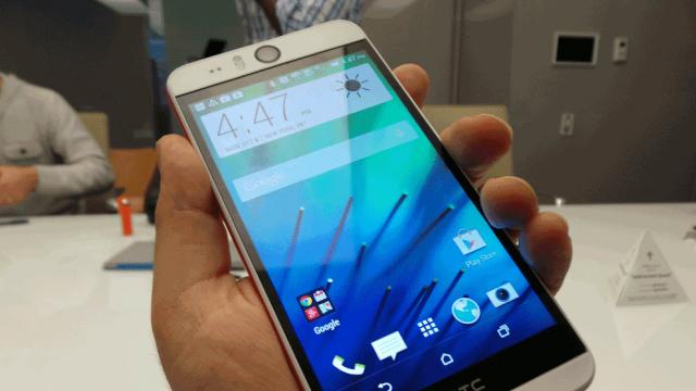<b>HTC pregătește un terminal cu numele de cod Eye; ni se promite o cameră frontală impresionantă pentru selfie-uri</b>Dacă în cursul zilei de ieri aflam că cei de la BBK tocmai și-au lansat pe piață smartphone-ul Vivo Xshot, terminal ce vine cu o cameră frontală ce dispune de un bliț flash și care se dorește a fi un smartphone destinat iubitorilor de...