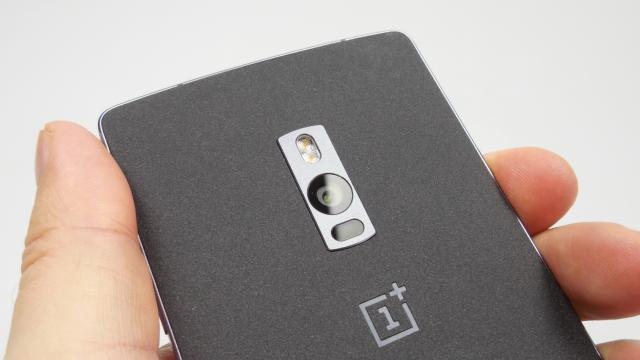 <b>O primă mostră foto realizată cu OnePlus 3 ajunge pe web; iată cum se descurcă la fotografierea macro</b>În vreme ce imaginile cu OnePlus 3 întârzie a-și face apariția pe web, iată că vedem astăzi o mostră foto realizată de camera ce se va afla la bordul noului flagship. Avem în față un macro destul de reușit, capitol la care se pare că telefonul se descurcă