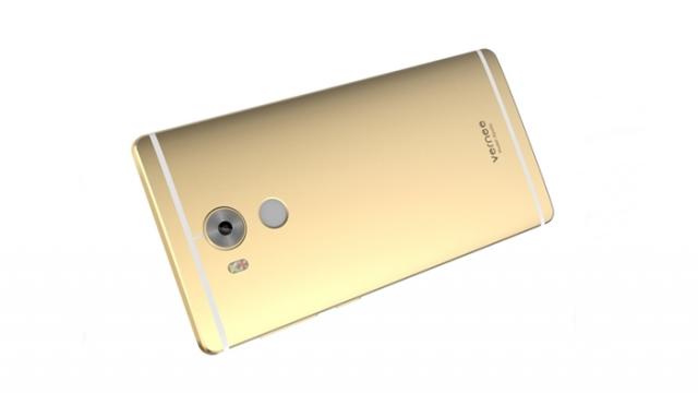 <b>Vernee Apollo va sosi comercial din iulie, cu un procesor deca-core Helio X25 la pachet</b>Cu toate că inițial cei de la Vernee au anunțat faptul că phablet-ul Apollo va sosi cu un procesor deca-core MedaTek Helio X20, iată că astăzi compania decide să facă o schimbare la acest capitol. Mai precis, odată cu debutul comercial acest smartphone va