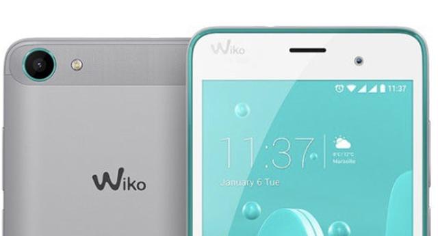 <b>Wiko Jerry este un smartphone metalic cu preț de doar 99 euro</b>Pe piața franceză există și compania Wiko ce vine cu terminale foarte accesibile și totodată atractive pentru public. Recent în gama producătorului și-a făcut apariția și modelul Jerry - telefon cu carcasă metalică ce ajunge la vânzare pentru suma de doar