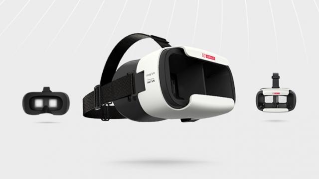 <b>OnePlus anunţă headsetul VR Loop, iar 30.000 de unităţi sunt deja epuizate! Se confirmă şi OnePlus 3, care va debuta intr-un mediu VR special</b>Cei de la OnePlus ne iau prin surprindere astăzi odată cu lansarea headset-ului VR Loop - un dispozitiv disponibil inițial într-un număr de 30.000 exemplare. Deși nu ne așteptam, toate aceste unități au fost epuizate în doar câteva ore de către fanii 