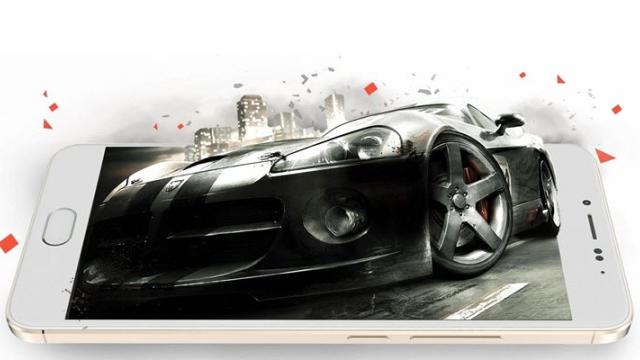 <b>Micromax YU Yunicon este lansat în India; costă 192 dolari și vine cu 4 GB memorie RAM</b>Lansările de smartphone-uri continuă și astăzi, zi în care direct din India sosește modelul Micromax YU Yunicon - un terminal cu preț de doar 193 dolari ce vine la pachet cu specificații mid-range. Avem 4 GB memorie RAM la interior, un procesor MediaTek