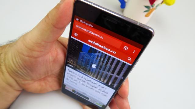 <b>Allview X3 Soul Pro: Design original şi premium, dar şi foarte subțire</b>Allview X3 Soul Pro nu e doar flagship prin perspectiva dotărilor şi a cantităţii de inovaţie pe care o aduce. Propune şi un design atractiv şi arătos, plus o talie subț, de doar 7 mm. Acest model cântăreşte şi 144 de grame, iar aceste dimensiuni îl fac..