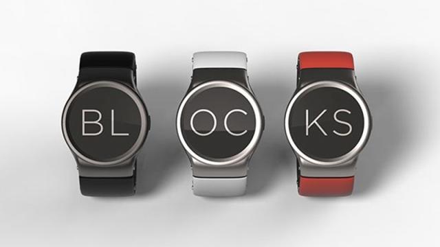 <b>Smartwatch-ul modular BLOCKS este acum disponibil la precomandă pentru un preț de 330 dolari</b>După ce la începutul acestei luni vă informam despre posibilitatea ca startup-ul Blocks să aducă pe piață smartwatch-ul modular cu același nume, iată că astăzi compania anunță startul programului de precomandă. Ceasul costă 330 dolari în versiunea de bază