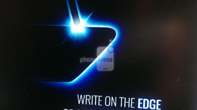 <b>Un presupus teaser pentru Samsung Galaxy Note 7 dezvăluie faptul că vom putea scrie pe muchia sa curbată cu stylusul</b>Samsung Galaxy Note 7 e deja un nume cu care am început să ne obişnuim după multiplele scăpări ale viitorului phablet sub această denumire. Azi vedem un nou presupus teaser, care pare să indice faptul că handsetul va sosi din start cu o muchie curbată..