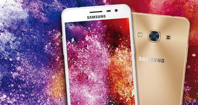 <b>Samsung Galaxy J3 Pro ajunge la QuickMobile; costă 649 lei și dotările sunt chiar interesante</b>La scurt timp după ce a fost anunțat în China, iată că smartphone-ul Samsung Galaxy J3 Pro ajunge și pe plan local - prin intermediul QuickMobile după cum era de așteptat. Interesant la acest produs este faptul că primim un pachet hardware bine echilibrat