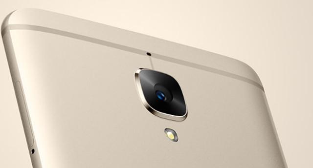 <b>OnePlus 3 versus Samsung Galaxy S7 Edge: o serie impresionantă de teste marca SuperSaf, cu câștigător previzibil (Video) </b>SuperSafTV este numele unui alt canal de YouTube foarte apreciat de către pasionații de tehnologie. Persoana din spatele contului este apreciată pentru testele foarte interesante realizate noilor smartphone-uri apărute pe piață, OnePlus 3 fiind luat acum 