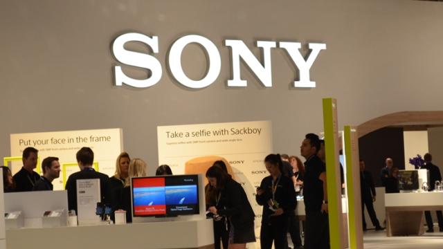 <b>Sony Mobile are de gând să îşi scadă prezența în India, SUA şi China</b>În cadrul unei întâlniri cu investitorii în Tokyo, cei de la Sony au discutat despre strategia sa viitoare. Astfel s-a ajuns la o decizie comună de a scade eforturile de promovare, vânzare şi marketing în India, SUA, dar și China - regiuni în care vânzări