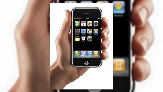 <b>Cum si-a pastrat Apple secretele despre iPhone?</b>Falsele prototipuri, inducerea în eroare a presei, difuzoare ascunse în pernă- toate pentru a nu dezvălui nimic despre iPhone. Peter Lewis analizează una dintre cele mai mari lansări de tehnologie ale acestui an. &nbsp; Unul dintre cele mai...