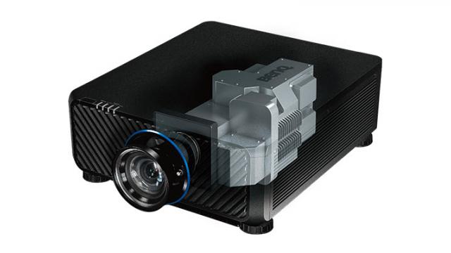 <b>BenQ lansează videoproiectoarele LU9715 şi LU9235 ce vin cu tehnologia Laser BlueCore</b>BenQ ne informează astăzi prin intermediul unui comunicat de presă despre lansarea a două noi videoproiectoare cu luminozitate impresionantă, și anume modelele LU9715, respectiv LU9235. Acestea sosesc cu tehnologia Laser BlueCore și oferă până la 40.000