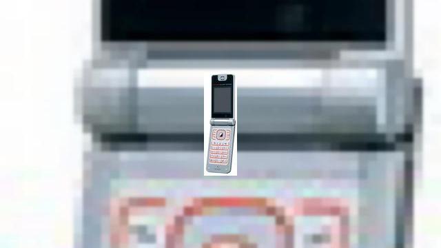 <b>Sharp cu Vodafone de la McLaren Mercedes</b>Vedem peste tot stilouri Ferrari, ochelari Porsche, breloc Aston Martin si era de asteptat ca marile marci de masini sa isi asocieze brandul cu terminale mobile. Acesta este si cazul telefonului Sharp McLaren Merces, disponibil in reteaua Vodafone. Puteti...
