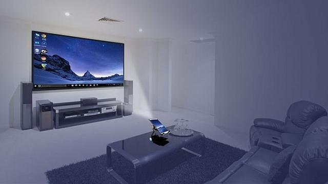 <b>Akyumen Holofone este un phablet inedit; aduce un proiector la pachet și rulează Windows 10 PC + Android 6.0</b>Astăzi dăm peste un phablet cu totul și cu totul special, model numit Akyumen Holofone și prezentat mai jos. Acesta vine cu un display generos de 7 inch, dar și cu o configurație dual-boot formată din Windows 10 pentru desktop, respectiv Android 6.0 