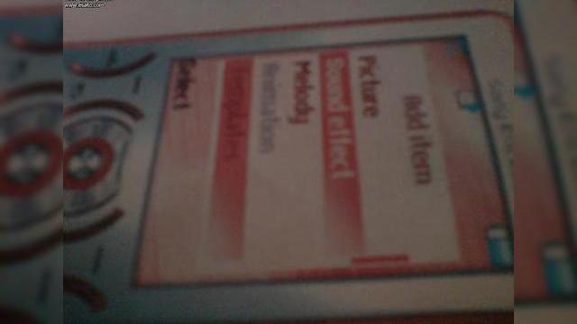 <b>Zvon cu imagini: Sony Ericsson W890i/W910i</b>Sa fie cel din poza de mai jos urmatorul Walkman Phone de la Sony Ericsson? Sa credem aceasta informatie postata pe forumuri, mai ales cand terminalului i se atribuie un nume fantastic ca "edtna"? Putem doar specula... Noul model va fi numit fie W910i,...