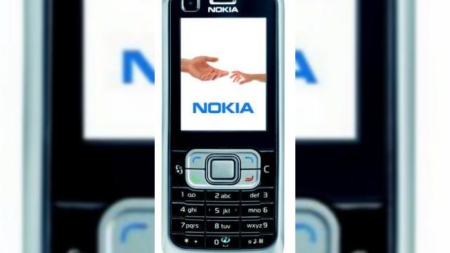 <b>Nokia 6120 Classic subtire si rapid</b>Nokia tocmai a anuntat un nou telefon HSDPA ce ofera acces rapid la Internet pentru descarcarea de video, email si navigare: Nokia 6120 Classic ofera o camera digitala de 2 megapixeli cu flash si un mod interesant de panoramare a camerei VGA pentru...