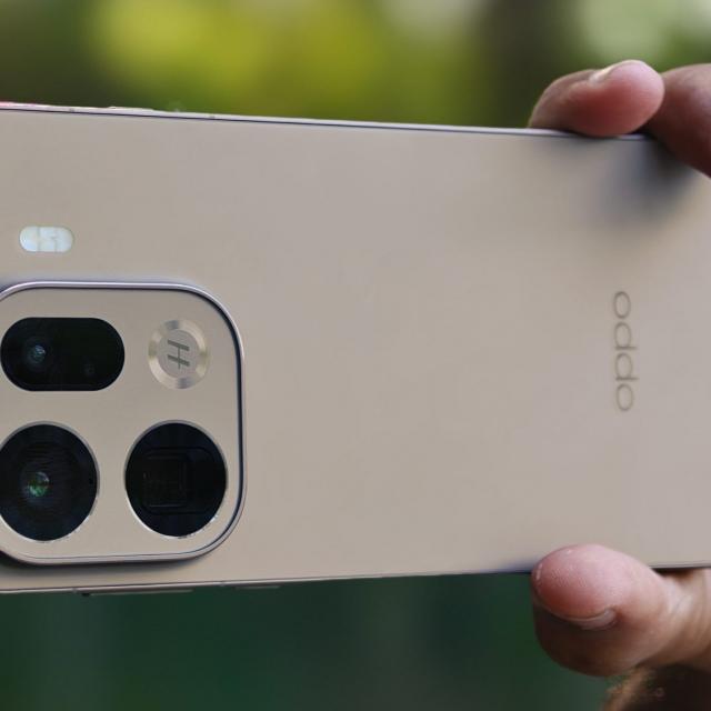OPPO Find X10 Pro Max: telefon cu trei camere de 200 MP și specificații de top
