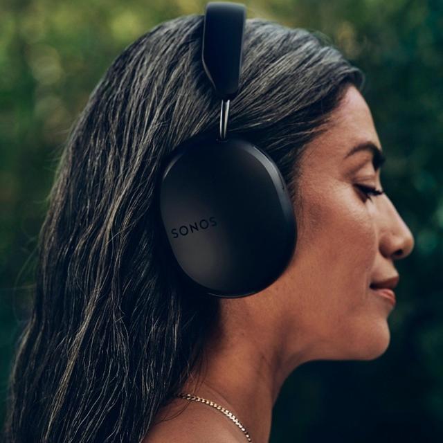 Sonos Ace Ultra: rivalul pregătit pentru Sony WH-1000XM6 în segmentul căștilor premium