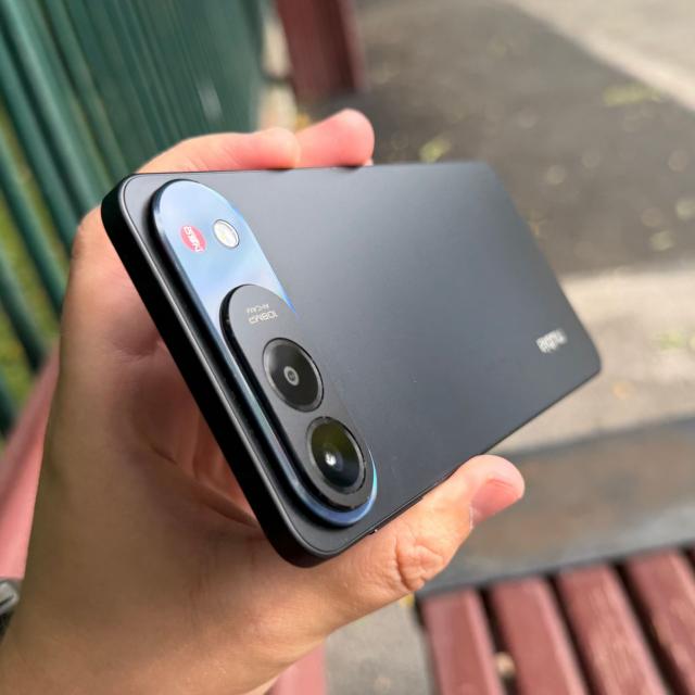 Nubia Air Pro: telefon subțire și rezistent cu design elegant