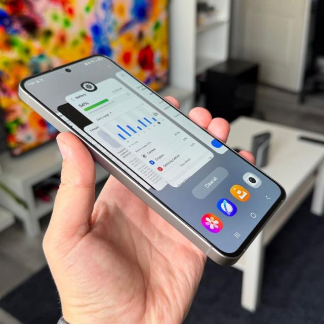Samsung Galaxy S26 FE păstrează bateria de 4900 mAh și încărcarea la 45W