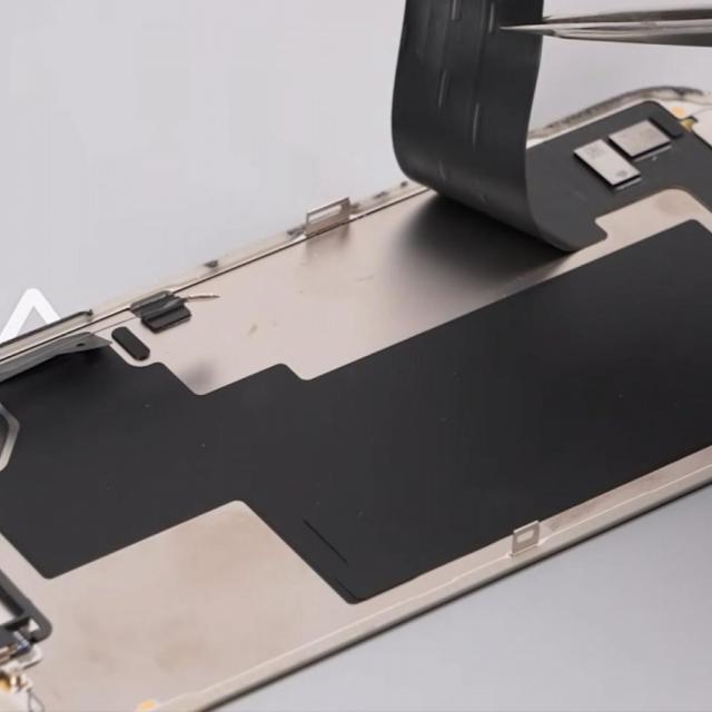 iPhone 18 Pro primește prima disecție; avem vești proaste - e mai greu de reparat!